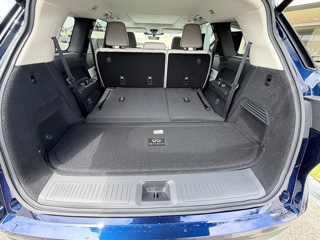 2027 INFINITI QX60 LUXE LUXE FWD Intercooled Turbo Premium Unleaded I-4 2.0 L/122 [21]