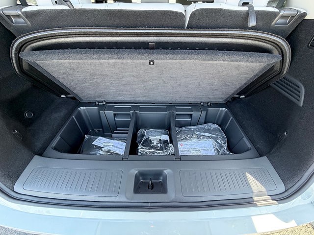 2027 INFINITI QX60 LUXE LUXE FWD Intercooled Turbo Premium Unleaded I-4 2.0 L/122 [17]