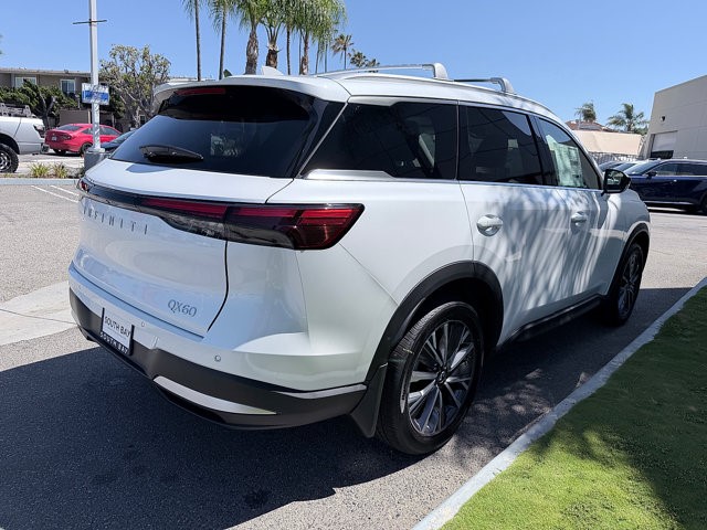 2027 INFINITI QX60 LUXE LUXE FWD Intercooled Turbo Premium Unleaded I-4 2.0 L/122 [7]