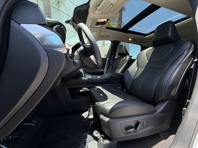 2027 INFINITI QX60 LUXE LUXE FWD Intercooled Turbo Premium Unleaded I-4 2.0 L/122 [15]