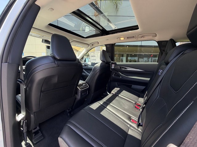 2027 INFINITI QX60 LUXE LUXE FWD Intercooled Turbo Premium Unleaded I-4 2.0 L/122 [21]