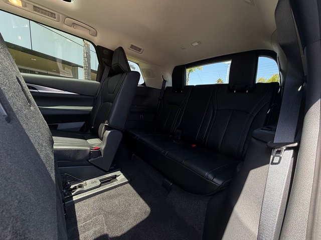 2027 INFINITI QX60 LUXE LUXE FWD Intercooled Turbo Premium Unleaded I-4 2.0 L/122 [22]