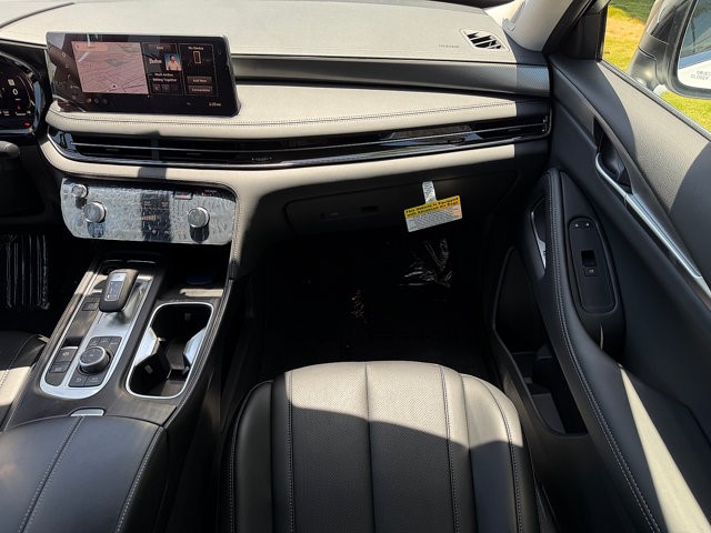 2027 INFINITI QX60 LUXE LUXE FWD Intercooled Turbo Premium Unleaded I-4 2.0 L/122 [33]