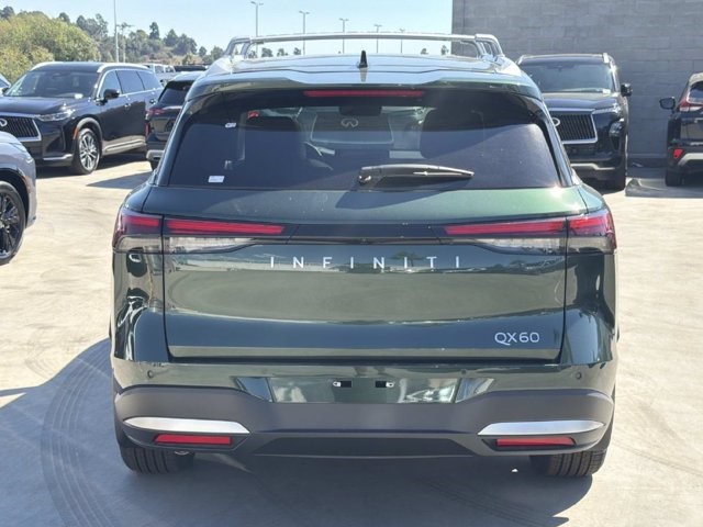 2027 Infiniti QX60 photo 4