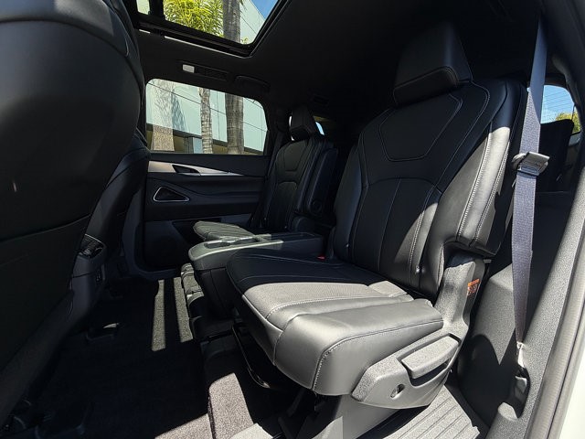 2027 INFINITI QX60 SPORT SPORT AWD Intercooled Turbo Premium Unleaded I-4 2.0 L/122 [17]