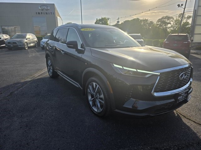 2023 INFINITI QX60 LUXE AWD's photo