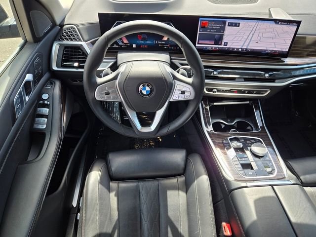 2026 BMW X7 40i - Photo 14