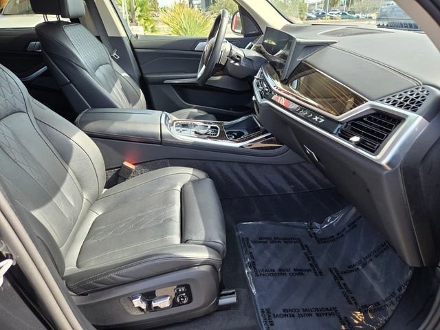 2026 BMW X7 40i - Photo 21