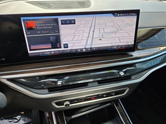 2026 BMW X7 40i - Photo 26