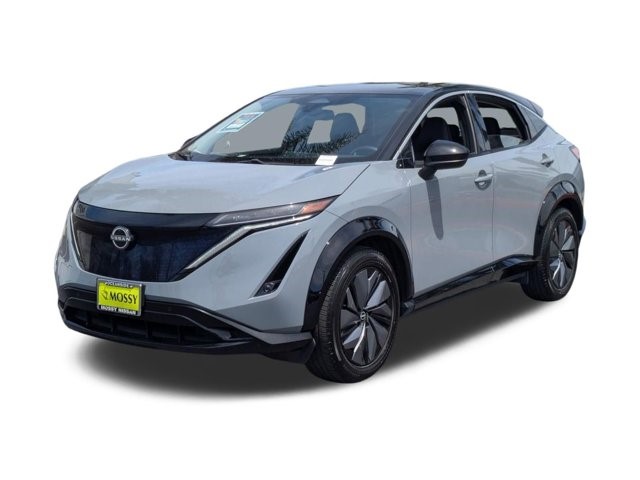 2023 Nissan Ariya Venture+ FWD's photo
