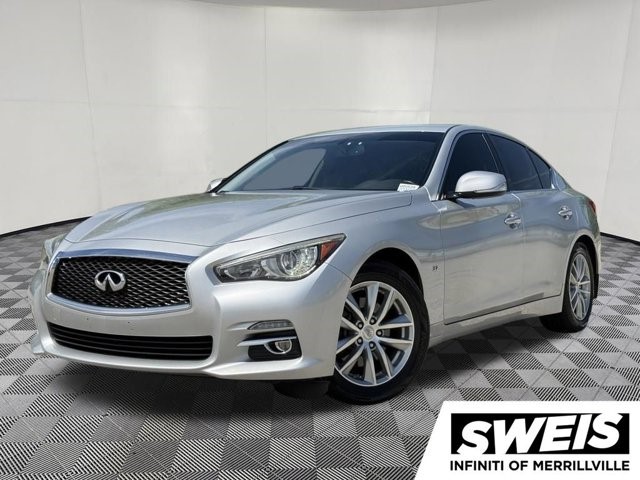 2015 INFINITI Q50 Premium AWD's photo