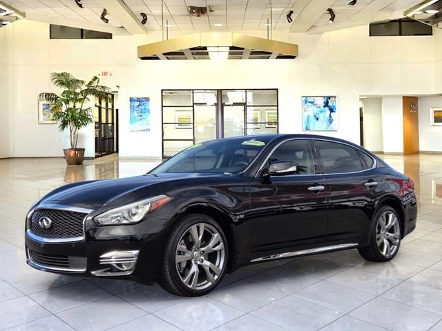 2017 INFINITI Q70L 3.7 L's photo