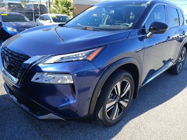 2023 Nissan Rogue SL FWD's photo