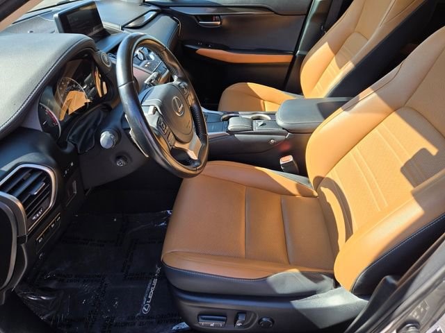2021 Lexus NX 300 - Photo 10