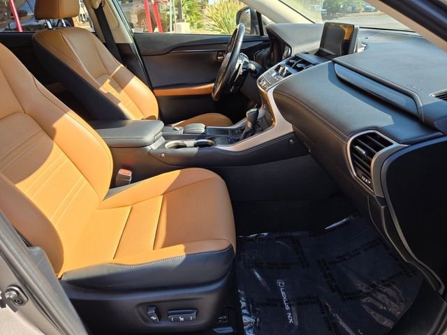2021 Lexus NX 300 - Photo 20