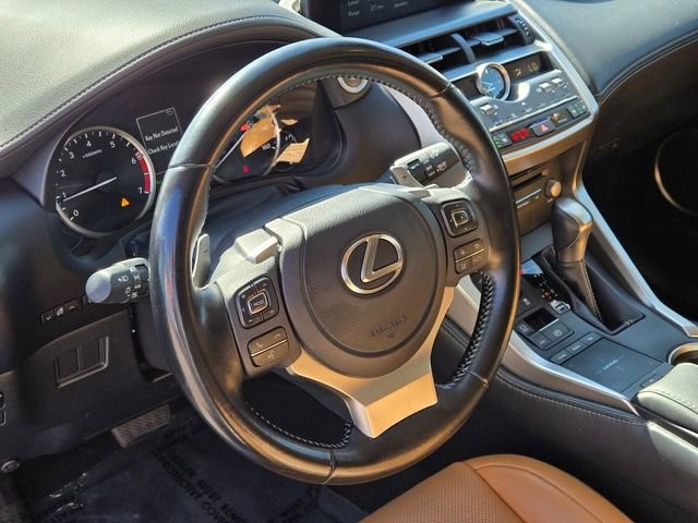 2021 Lexus NX 300 - Photo 24