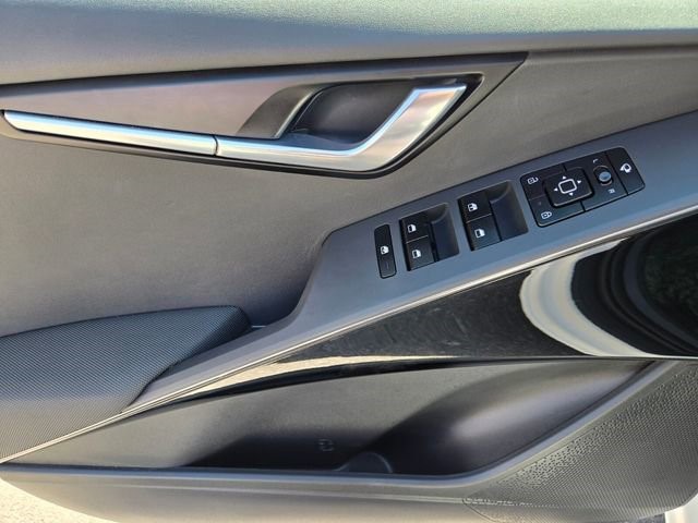 2023 Kia Niro EX Touring - Photo 23