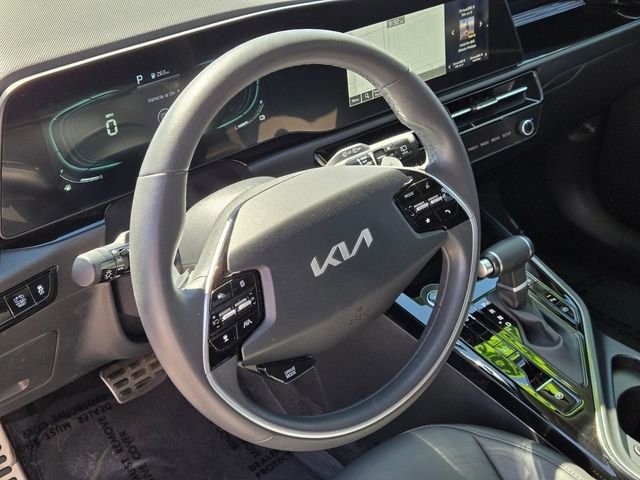 2023 Kia Niro EX Touring - Photo 24