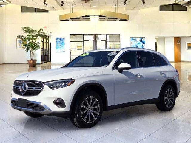 2024 Mercedes-Benz GLC GLC 300 GLC 300 SUV Intercooled Turbo Gas/Electric I-4 2.0 L/121 [2]