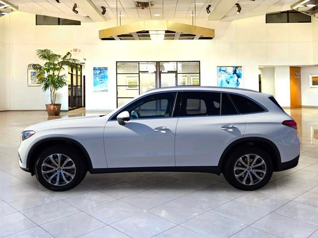 2024 Mercedes-Benz GLC GLC300 - Photo 8