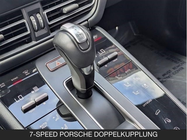 2024 Porsche Macan Base - Photo 22