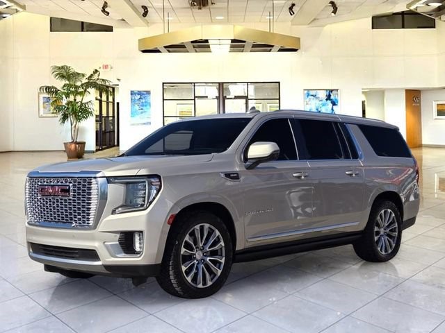 2021 GMC Yukon Denali 2WD's photo