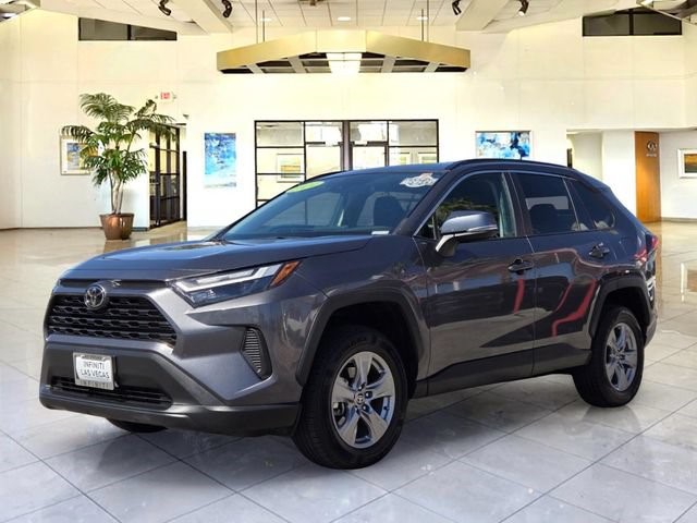 2024 Toyota RAV4 XLE XLE FWD Regular Unleaded I-4 2.5 L/152 [0]
