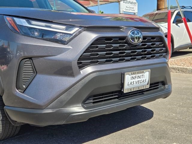 2024 Toyota RAV4 XLE - Photo 2