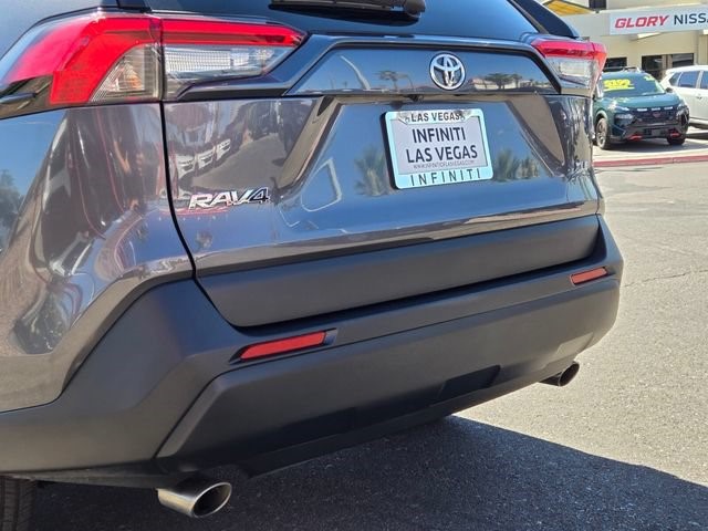 2024 Toyota RAV4 XLE - Photo 6