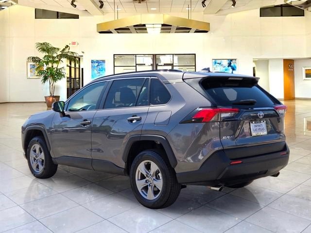 2024 Toyota RAV4 XLE - Photo 7