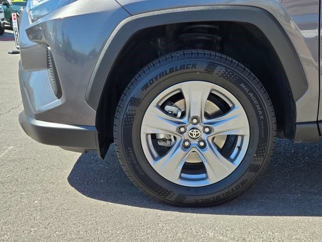 2024 Toyota RAV4 XLE - Photo 9
