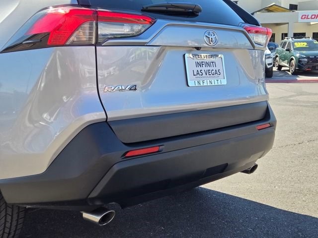 2025 Toyota RAV4 XLE - Photo 6
