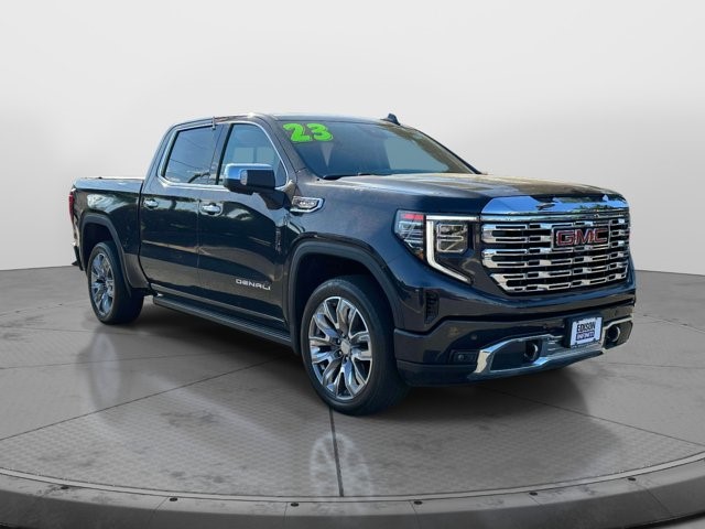 2023 GMC Sierra 4WD Crew Cab Short Box Denali's photo