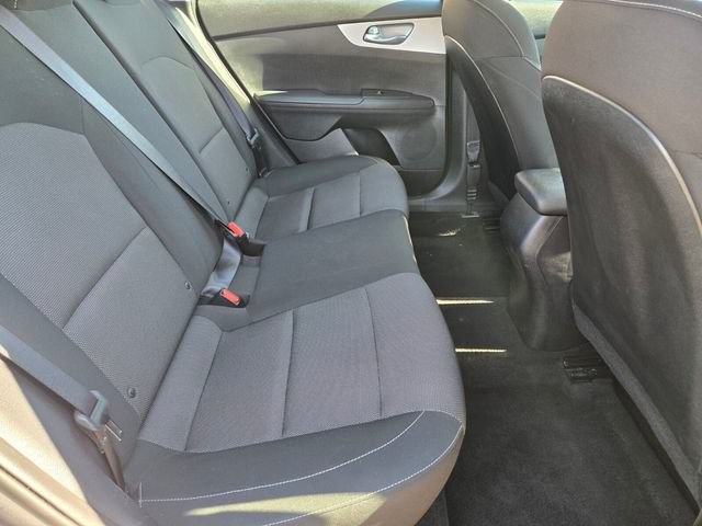 2024 Kia Forte LXS - Photo 18