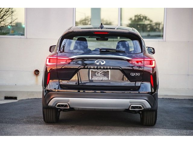 2025 INFINITI QX50 Pure - Photo 7