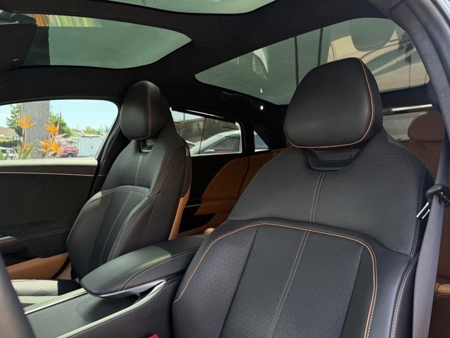 2023 Lucid Air Grand Touring Grand Touring AWD Electric [18]