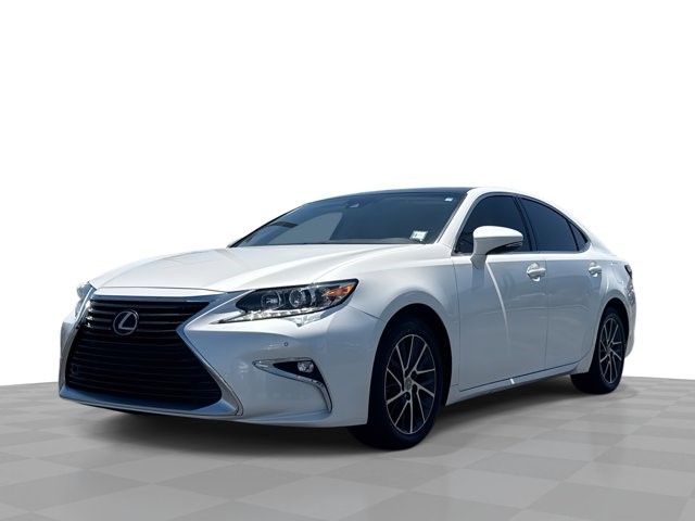 2017 Lexus ES 350 350's photo