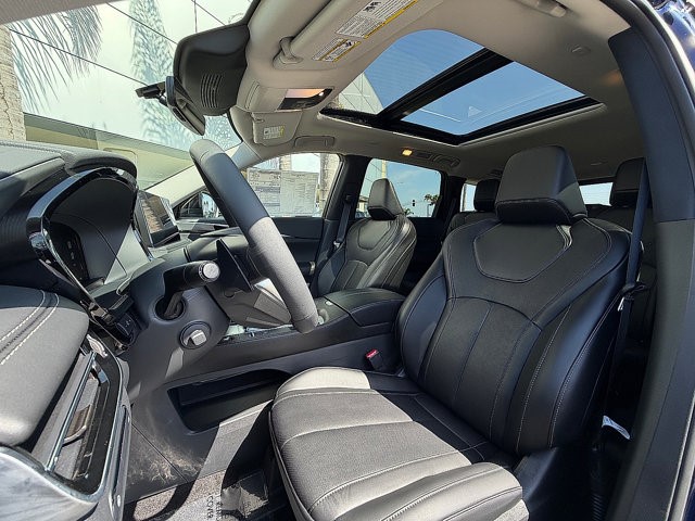 2027 INFINITI QX60 LUXE LUXE FWD Intercooled Turbo Premium Unleaded I-4 2.0 L/122 [16]
