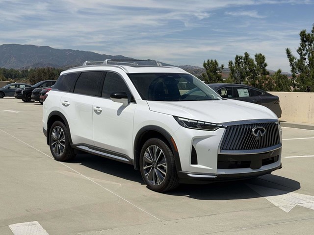 2026 INFINITI QX60 LUXE's photo