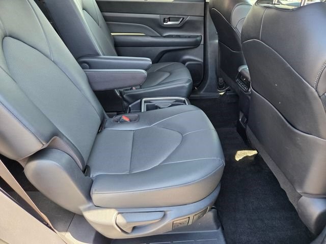 2025 Toyota Grand Highlander XLE - Photo 20