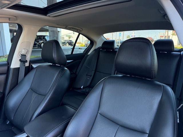 2023 INFINITI Q50 LUXE LUXE RWD Twin Turbo Premium Unleaded V-6 3.0 L/183 [16]