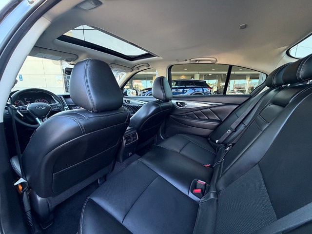 2023 INFINITI Q50 LUXE LUXE RWD Twin Turbo Premium Unleaded V-6 3.0 L/183 [19]