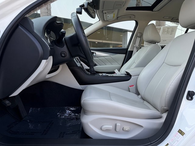 2023 INFINITI Q50 LUXE LUXE RWD Twin Turbo Premium Unleaded V-6 3.0 L/183 [14]