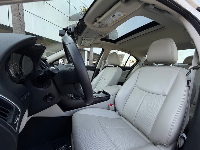 2023 INFINITI Q50 LUXE LUXE RWD Twin Turbo Premium Unleaded V-6 3.0 L/183 [16]
