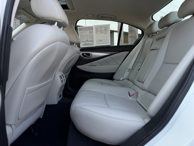 2023 INFINITI Q50 LUXE LUXE RWD Twin Turbo Premium Unleaded V-6 3.0 L/183 [19]