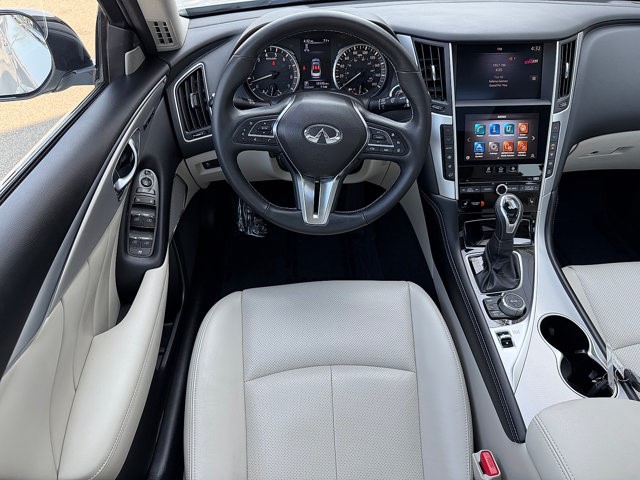 2023 INFINITI Q50 LUXE LUXE RWD Twin Turbo Premium Unleaded V-6 3.0 L/183 [25]