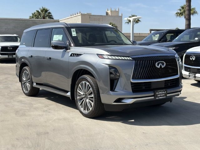 2027 Infiniti QX80 photo 2