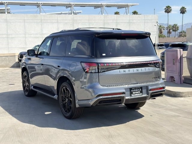 2027 Infiniti QX80 photo 4