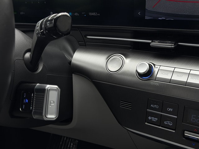 2024 Hyundai Kona Electric SEL SEL FWD Electric [32]