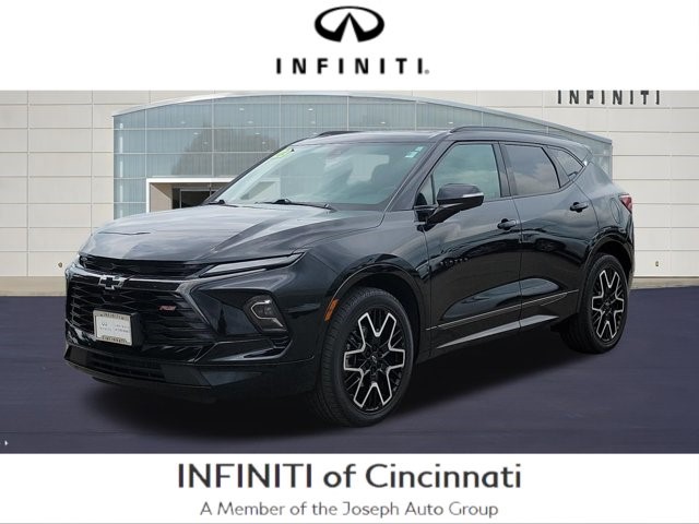 2023 Chevrolet Blazer RS FWD 4dr RS Gas V6 3.6L/ [2]